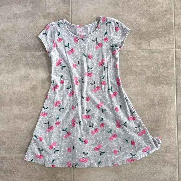 8 Piece Girl's Size 7-8 Mix & Match Tops, Shorts, Dress Bundle - Gently Worn - Picture 15 of 16